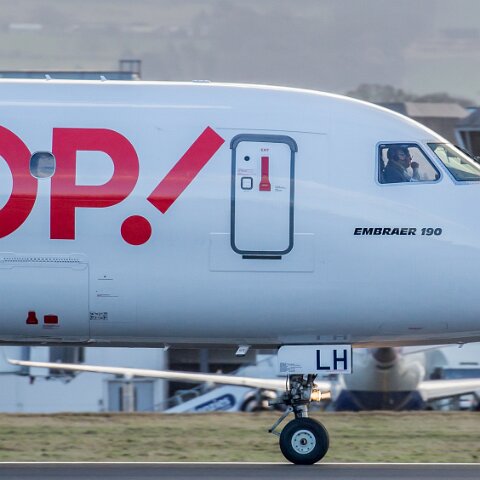 Air-France-F-HBLH-2015-12-23-1