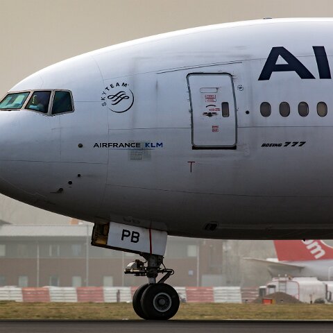 Air-France-F-GSPB-2016-03-14-1