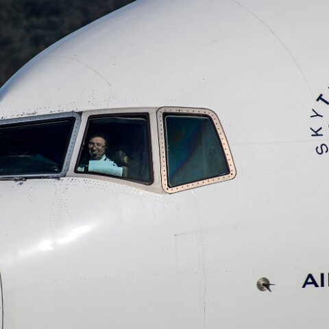 Air-France-F-GSPB-2016-03-14-4