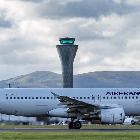 Air-France-F-GKXU-2017-07-08