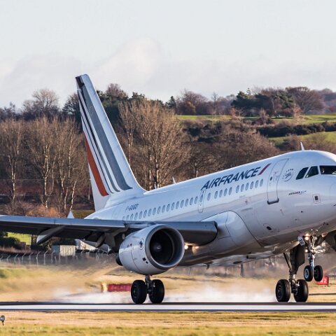 Air-France-F-GUGD-2017-11-27-3