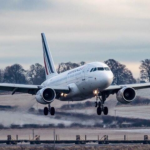 Air-France-F-GUGG-2017-12-11