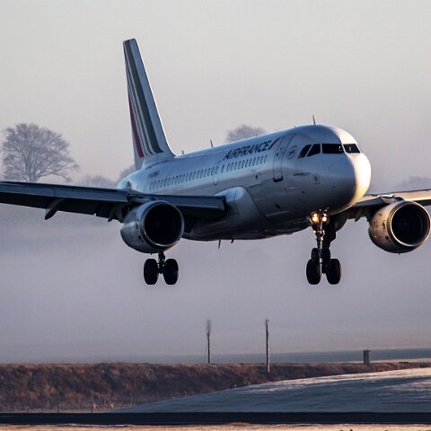 Air-France-F-GRHN-2018-12-24