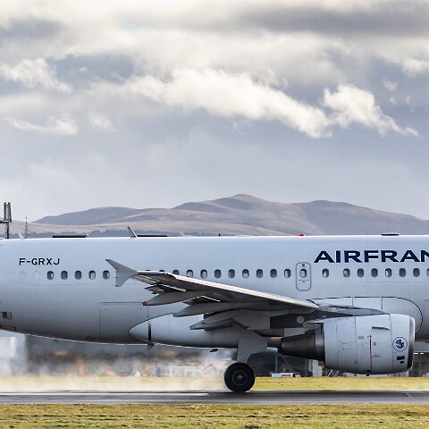 Air-France-F-GRXJ-2018-11-12-2