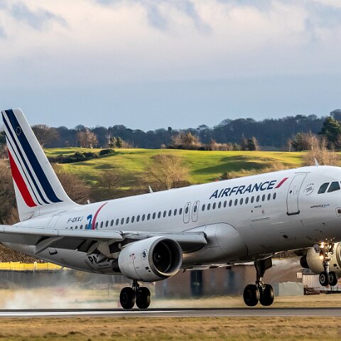 Air-France-F-GKXJ-2020-01-02