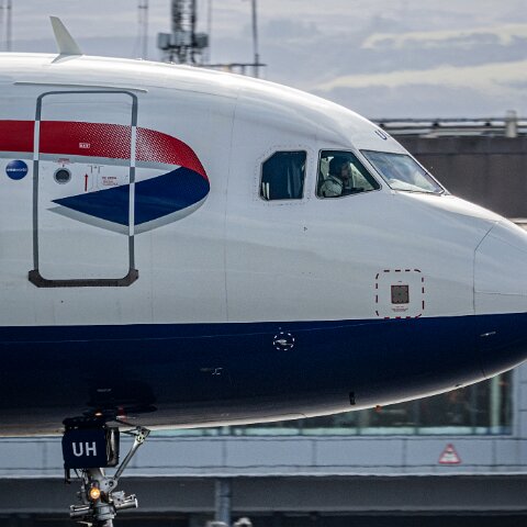 British-Airways-G-EUUH-2026-04-06-2