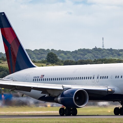 Delta-Airlines-N184DN-2016-06-27