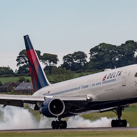 Delta-Airlines-N184DN-2016-07-13