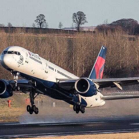 Delta-Airlines-N709TW-2017-12-28-3