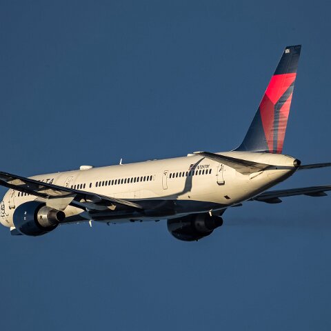 Delta-Airlines-N709TW-2017-12-28-5