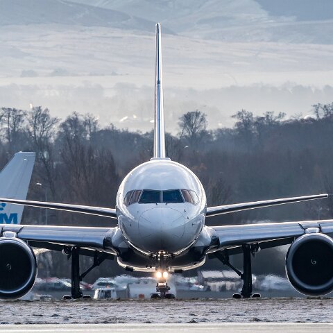 Delta-Airlines-N712TW-2017-12-11