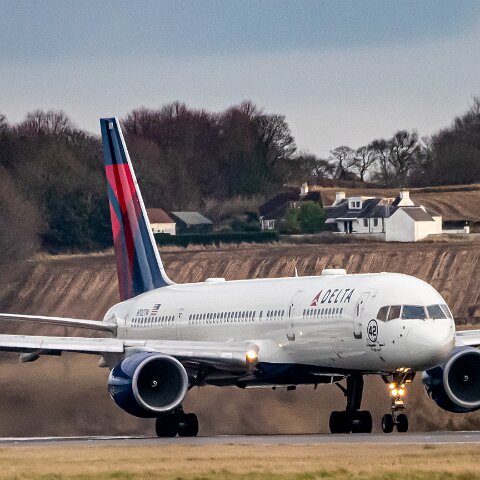 Delta-Airlines-N702TW-2019-12-20-1