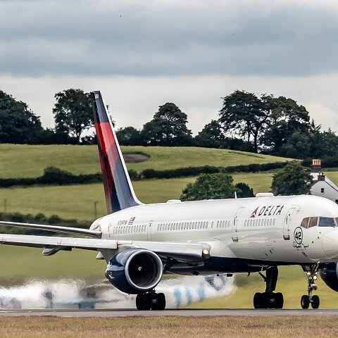 Delta-Airlines-N709TW-2019-07-05