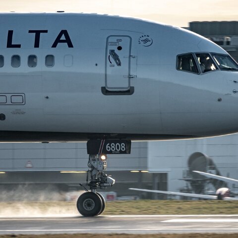 Delta-Airlines-N712TW-2020-01-10-3