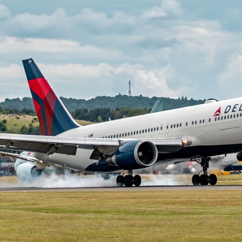 Delta-Airlines-N169DZ-2022-07-01-7
