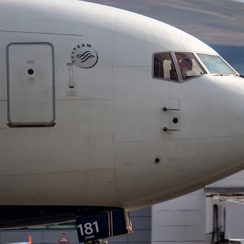 Delta-Airlines-N181DN-2022-10-24-3