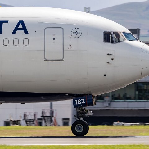 Delta-Airlines-N182DN-2023-07-03-3
