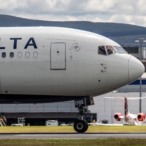Delta-Airlines-N175DZ-2024-07-08-1