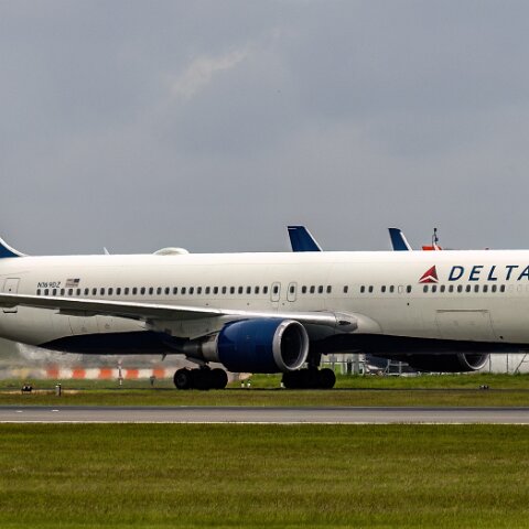Delta-Airlines-N169DZ-2025-05-19-6