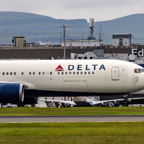 Delta-Airlines-N169DZ-2025-05-19-8
