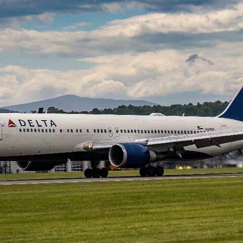 Delta-Airlines-N169DZ-2025-05-19-1