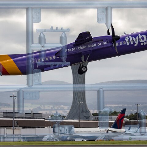 FlyBe-Dash-8-4