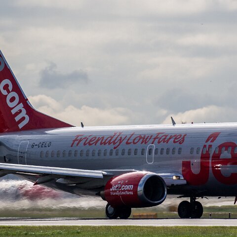 Jet2-G-CELO-2015-06-08