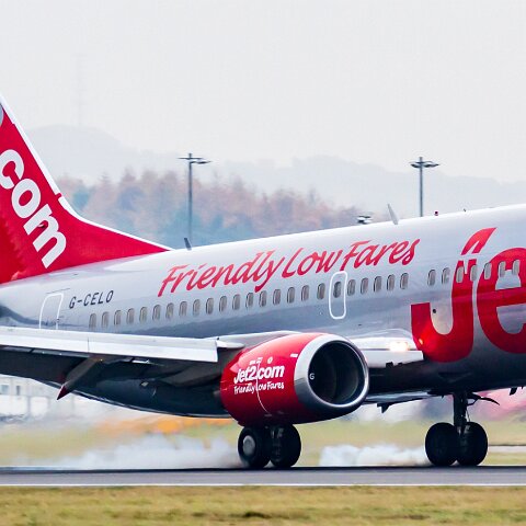 Jet2-G-CELO-2015-11-02-1