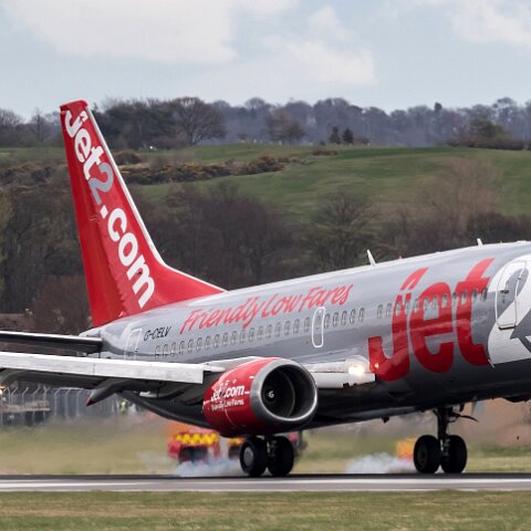 Jet2-G-CELV-2017-04-03