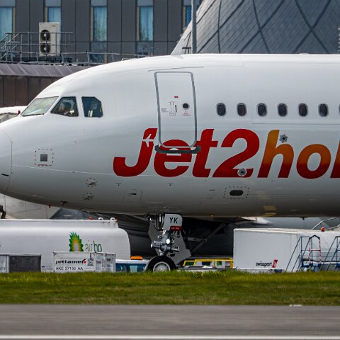 Jet2-G-HLYKL-2026-04-16-7