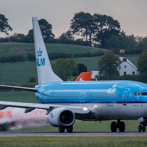 KLM-PH-BGC-2015-06-08-1