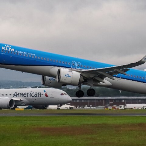 KLM-PH-AXE-2025-07-14-4