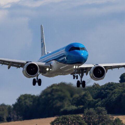 KLM-PH-AXG-2025-07-28-1