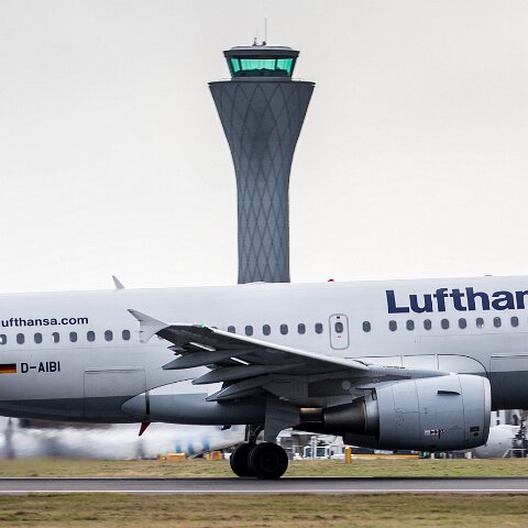 Lufthansa-D-AIBI-2016-01-25