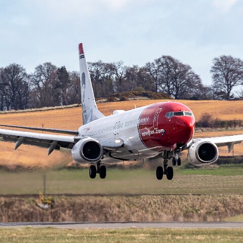 Norwegian-LN-DYK-2022-04-09-1