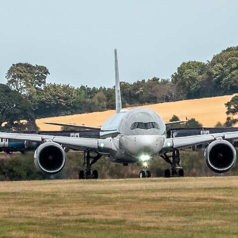 Qatar-Airways-A7-ALK-2022-08-08-2