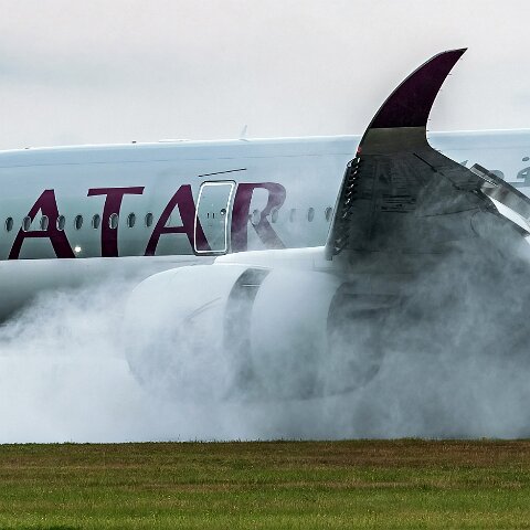 Qatar-Airways-A7-ALM-2022-08-15-3