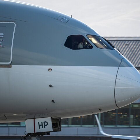 Qatar-Airways-A7-BHP-2026-04-16-5