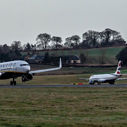 Ryanair-9H-QDF-2022-01-02-2