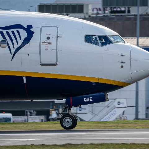 Ryanair-9H-QAE-2026-03-09-2
