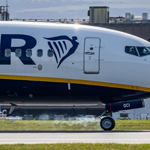 Ryanair-9H-QCI-2026-04-06-3