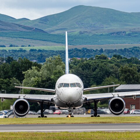 United-Airlines-N12109-2026-07-01-1