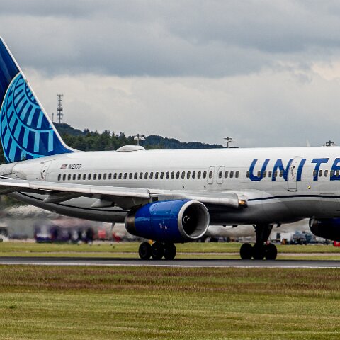 United-Airlines-N12109-2026-07-01-3