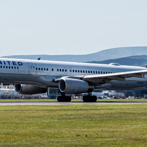 United-Airlines-N13110-2026-07-13-2