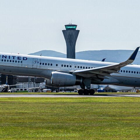 United-Airlines-N13110-2026-07-13-3