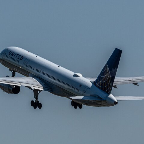 United-Airlines-N13110-2026-07-13-7