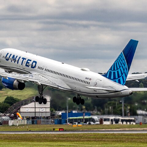 United-Airlines-N14115-2026-06-15-1