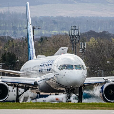 United-Airlines-N1412I-2026-04-06-1