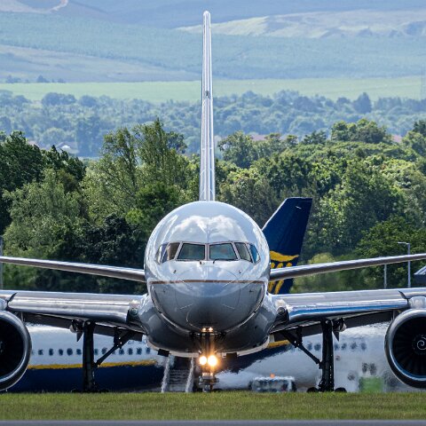 United-Airlines-N29124-2026-06-08-1