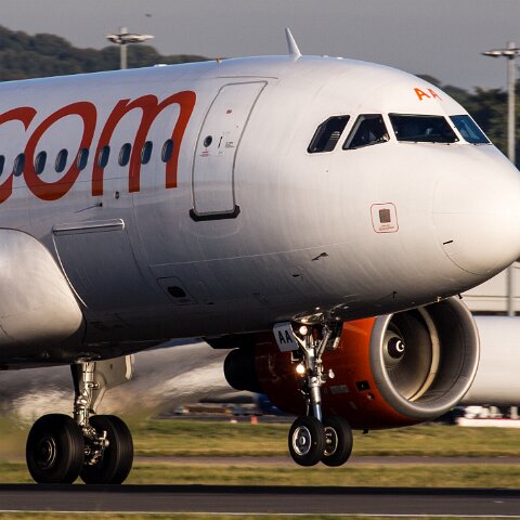 easyJet-G-EZAA-2015-10-01-1